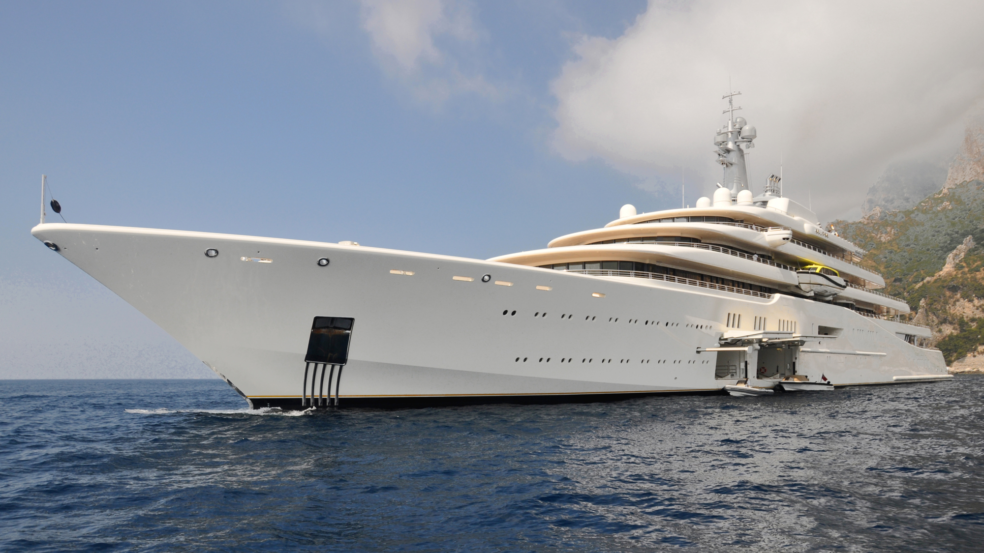 Inside The Rising Sun: David Geffen's $590 Million Superyacht